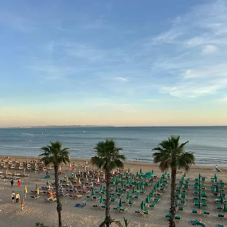 Appartement Xhekle Beachside