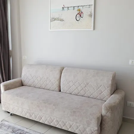 Xhekle Beachside Apartman