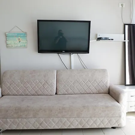 Xhekle Beachside Appartement *