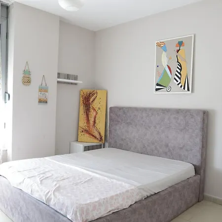 Xhekle Beachside Apartman